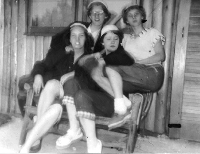 Jessie Aslinger, Sarah Lou Howard, Jackie Blanton, Floretta.jpg